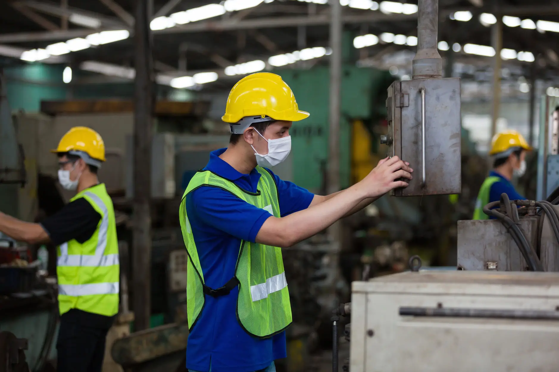 Xuất Khẩu Lao Động Hàn Quốc 2025: Mức Lương, Chi Phí, Thủ Tục