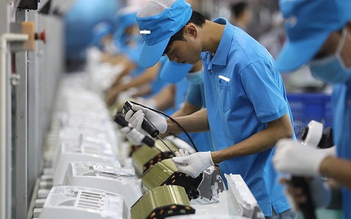 Xuất khẩu lao động Ba Lan và những điều lao động cần biết - Cơ hội mới cho người Việt Nam mở rộng chân trời